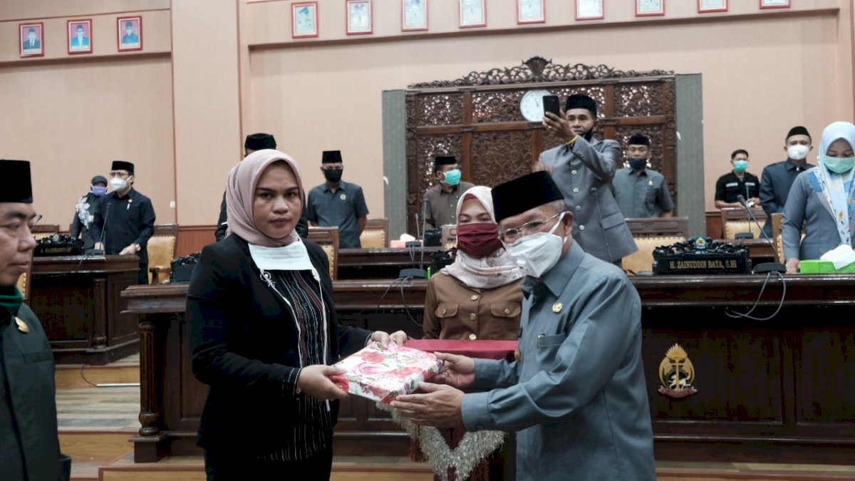 Bupati Jeneponto Sampaikan Capaian Kinerjanya Selama Satu Tahun di Hadapan Dewan