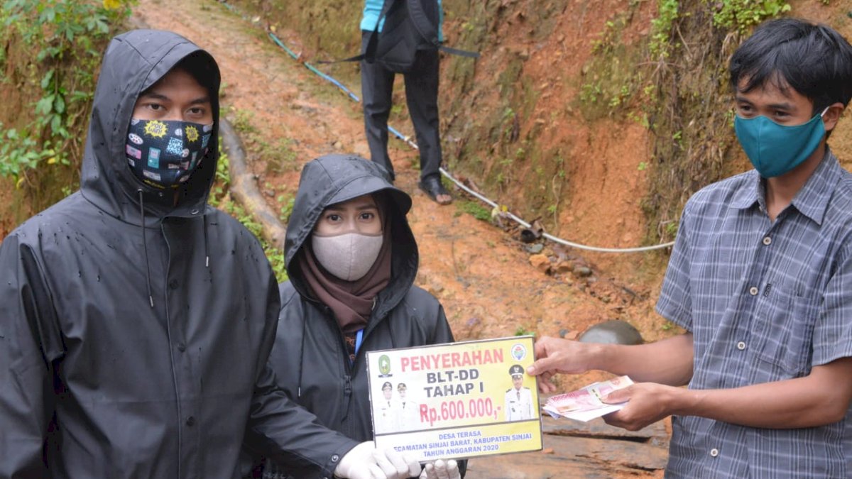 Bupati Sinjai Minta Warga yang Belum Terdata BLT, Segera Melapor ke Pemdes