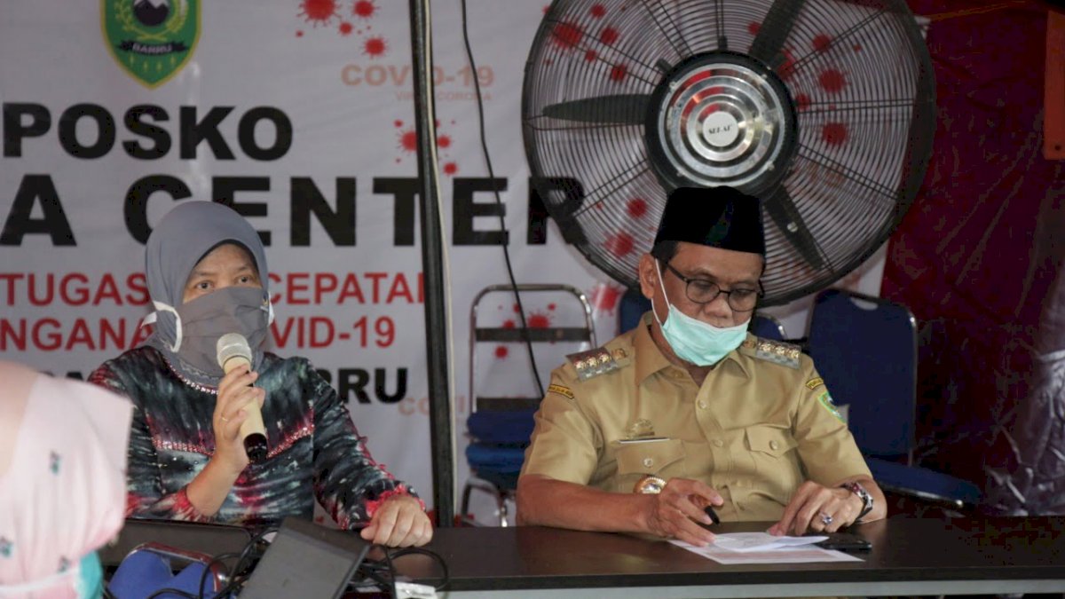 Giliran Ribuan Honorer di Barru Dapat Bantuan Sembako dari Hasnah Syam