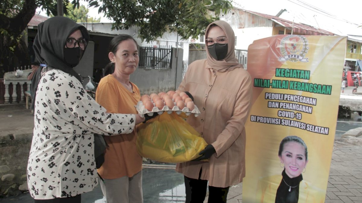 Sembako Kebangsaan Andi Debbie Kembali Tersalurkan 11 Kelurahan di Kecamatan Tamalate