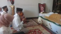 Pj Walikota Melayat ke Rumah Duka Almarhumah Hasnah Adnan
