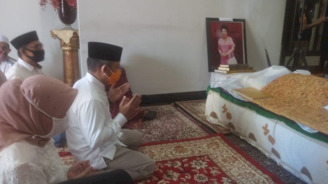 istimewa