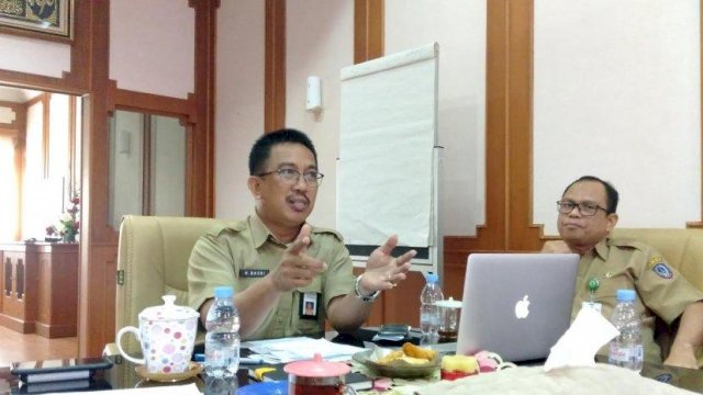 Plt Kadisdik Sulsel Basri. (int)