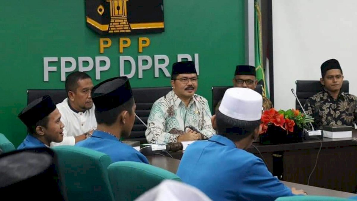 Komisi V DPR RI Minta Kemenhub Kaji Ulang Penghapusan Pembatasan Penumpang