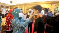 TP PKK Sulsel dan Makassar Berbagi Masker ke Anak-Anak