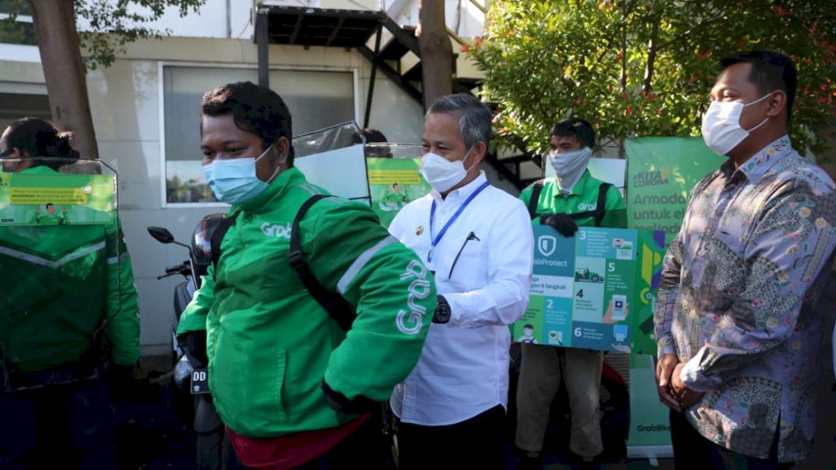 Yusran Launching Hygine Trasportataion Grab Makassar