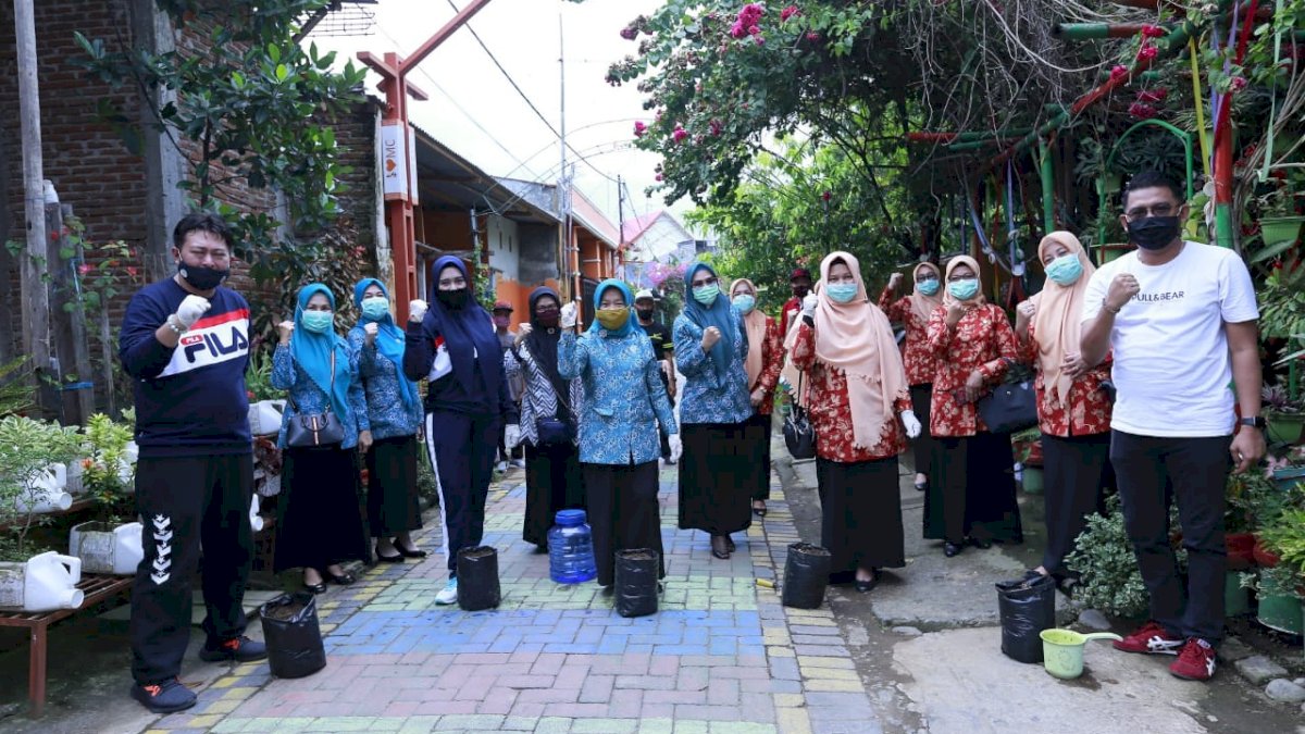 Ketua TP PKK Makassar Apresiasi Tanaman Herbal Warga Rappocini