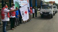 PMI Sulsel Semprot Disinfektan Sepanjang Jalan Poros Kabupaten Maros