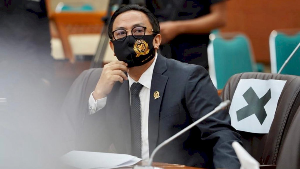 Rapsel Sentil Pelaku Industri Otomotif: Hanya Mengeruk Keuntungan