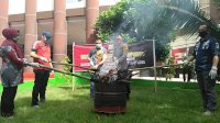 Kejari Jeneponto Musnahkan Barang Bukti 20 Perkara
