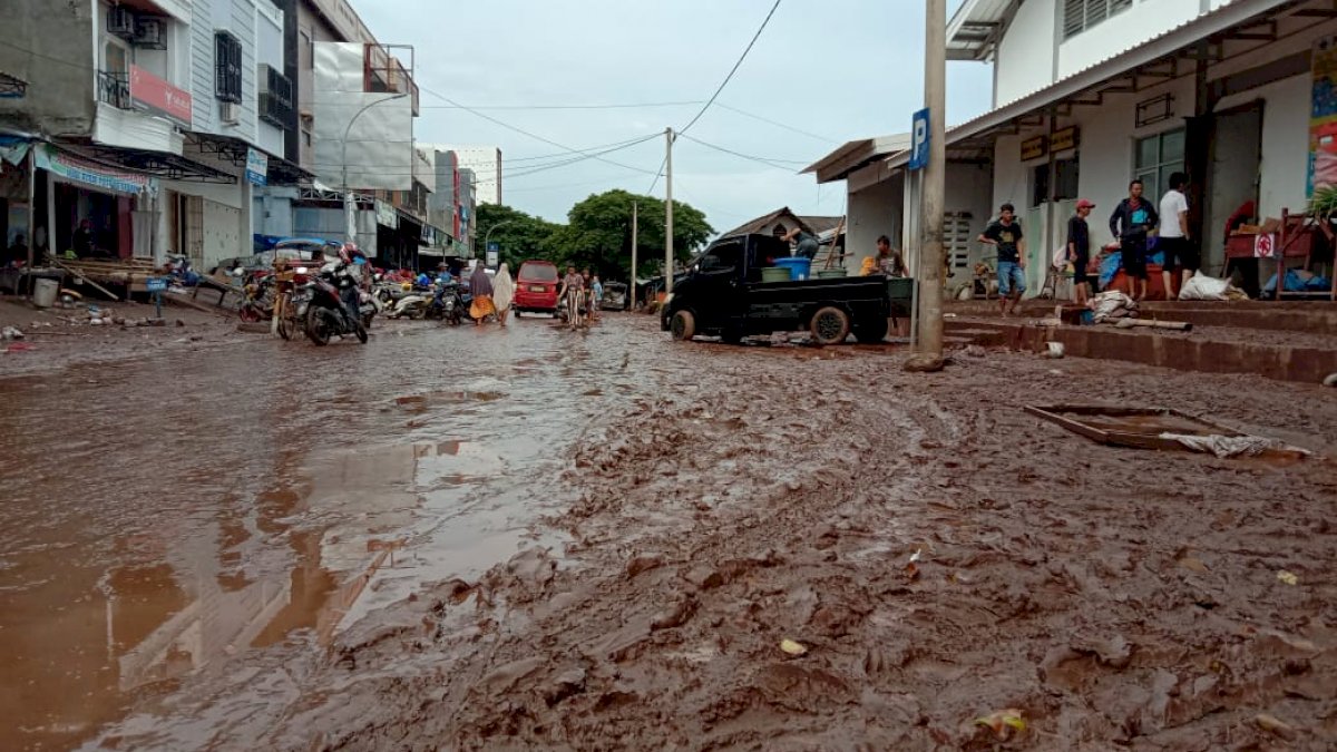 Tanggul Cekdam Balangsikuyu Jebol Penyebab Banjir Bandang di Bantaeng