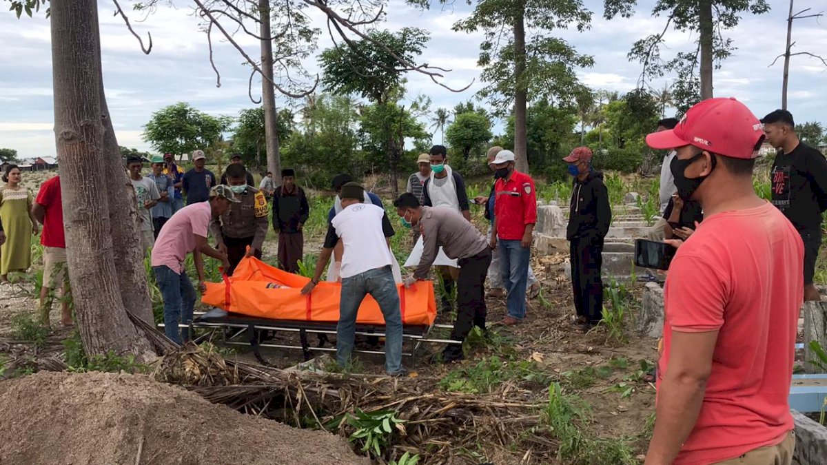 Dua Mayat Diduga Korban Longsor di Jeneponto Ditemukan di Sungai Sapanang