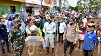 Gubernur Beri Bantuan Dana Tanggap Darurat dan Rekonstruksi Banjir Bantaeng Rp26 Miliar