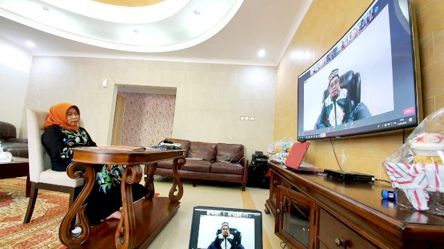 Masniawati halal bihalal via virtual dengan pengurus DPW Kota Makassar. (ist)
