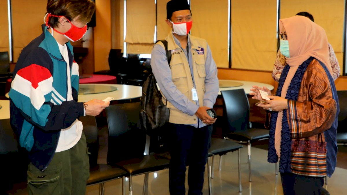 Arief Rosyid dan Dokter Tirta Temui Rektor Unhas, Bahas Gerakan atasi Covid-19