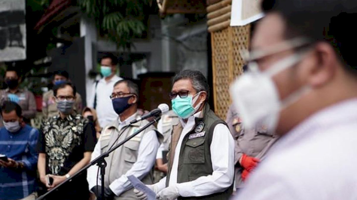 Taufan Pawe Wakafkan Gaji Bantu Pembangunan SDIT KH Ahmad Dahlan