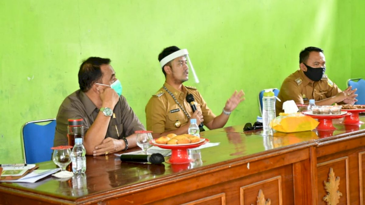 Bupati Sinjai Tour Kecamatan Lakukan Edukasi dan Sosialisasikan Penerapan New Normal