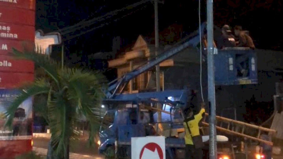 PJU Parepare Lakukan Pergantian Lampu Jalan dari Merkuri ke LED