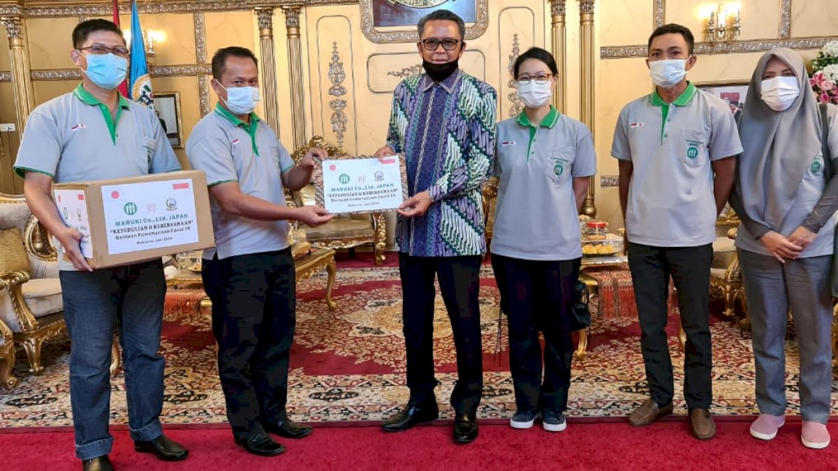 PT Maruki Beri Bantuan 30 Ribu Masker Medis untuk Sulsel