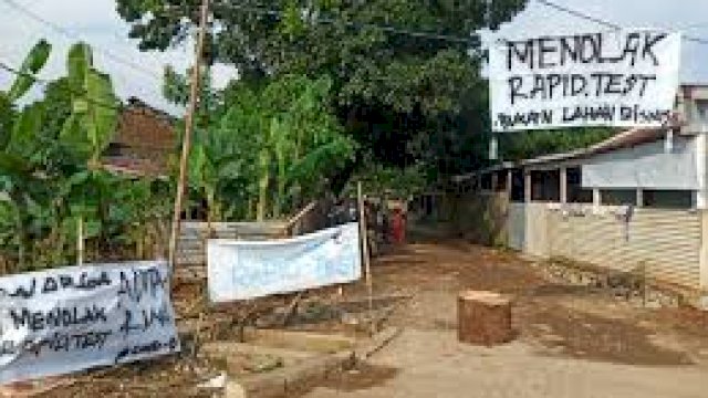 Warga ramai-ramai tolak rapid test. (ist)