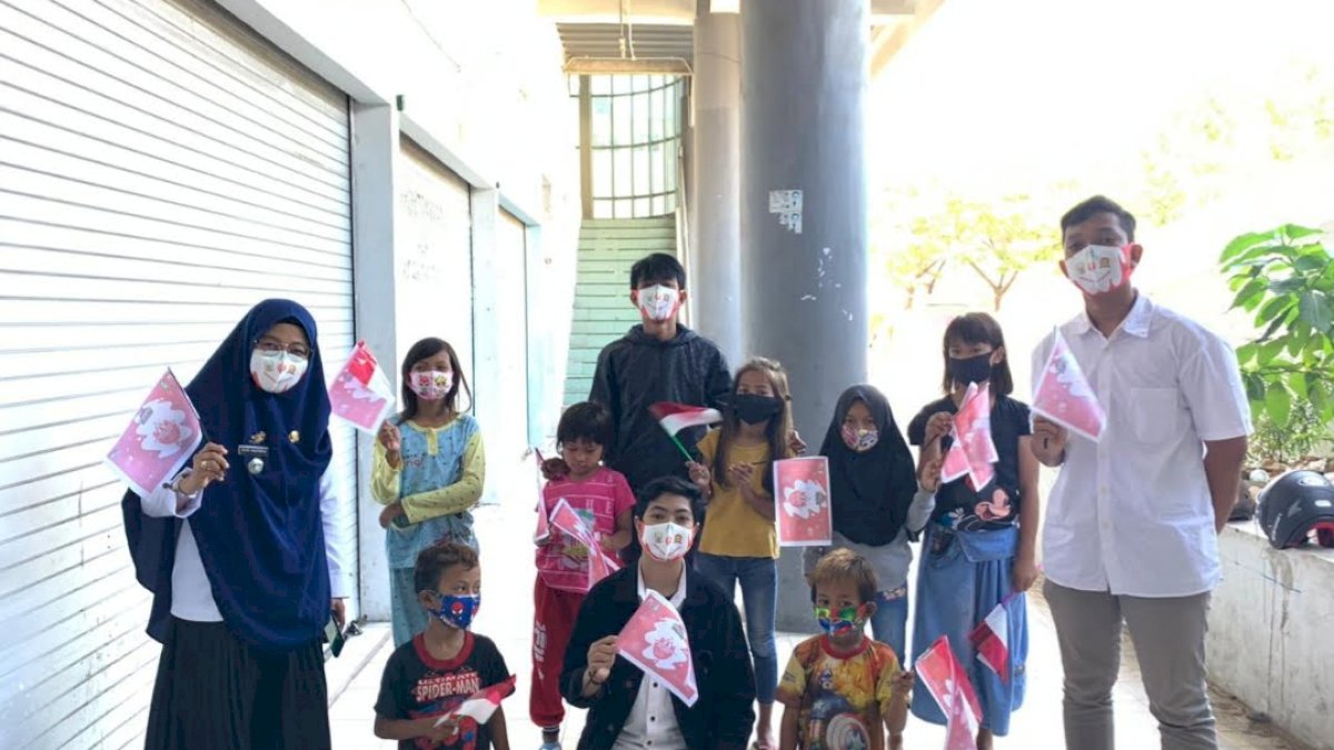 DP3A Ajak Anak-Anak di Parepare Nonton Channel YouTube Edukatif