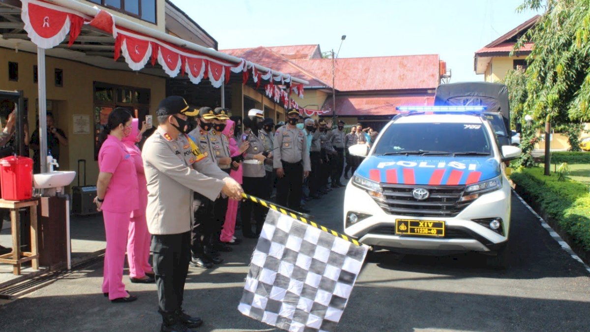 Kapolres Maros Lepas Rombongan Bantuan Kemanusiaan ke Masamba