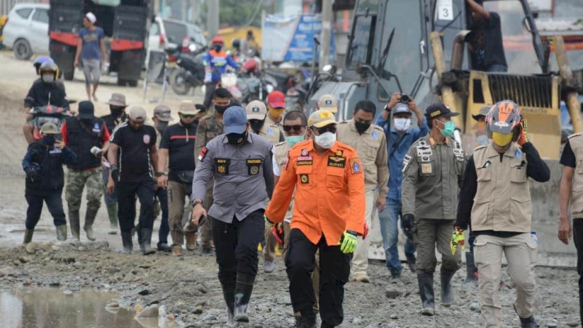 Semangat Rakyat Bone untuk Masamba Buat Indah Tak Kuasa Tahan Air Mata