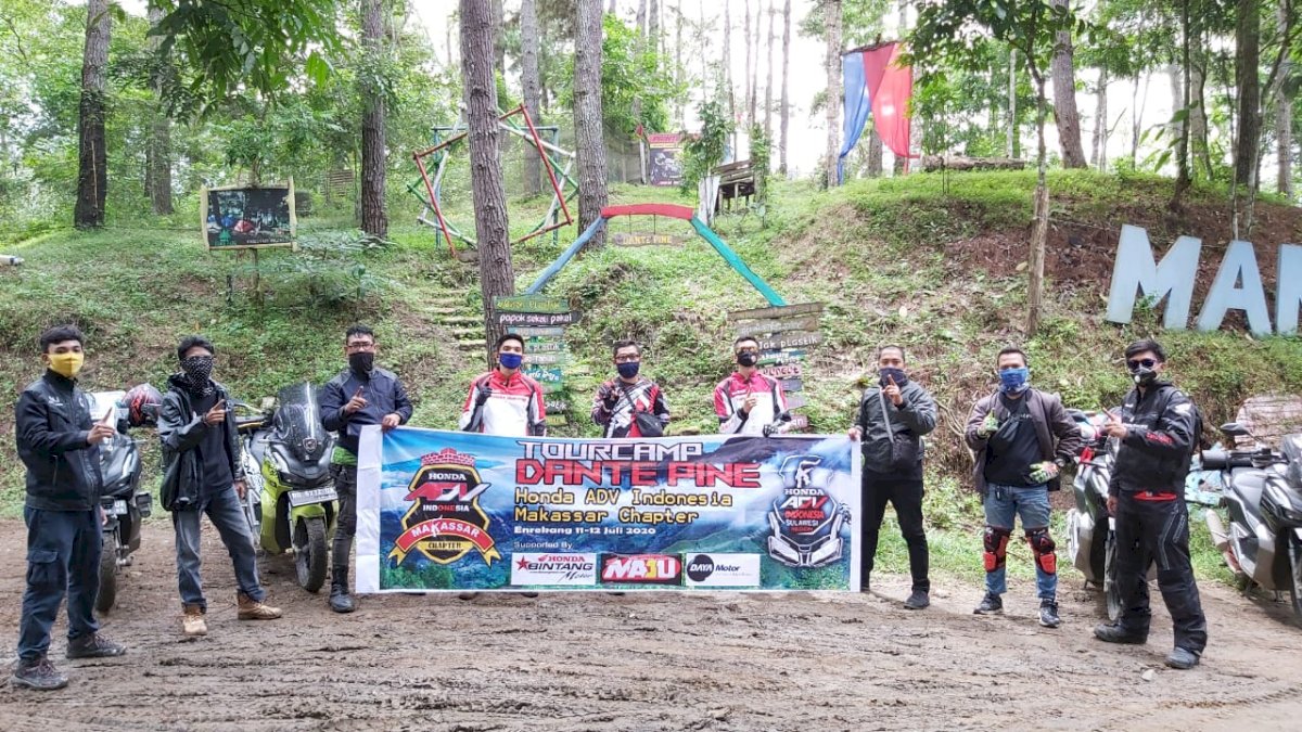 Komunitas Honda ADV Touring Sambil Sosialisasi Jalankan Protokol Kesehatan