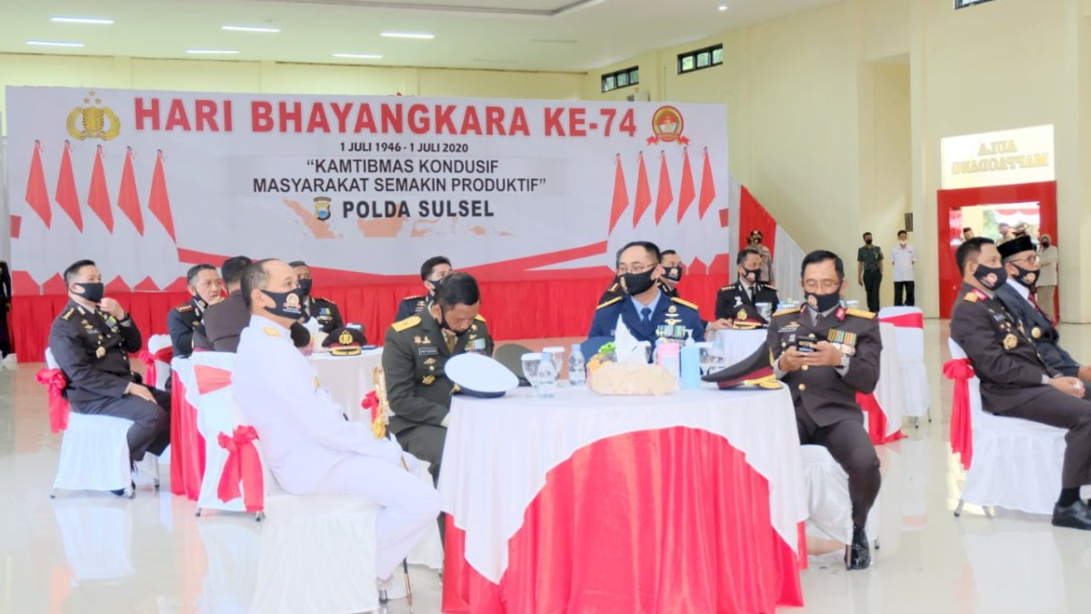 Danlantamal VI Hadiri Upacara dan Syukuran Hari Bhayangkara ke-74 di Polda Sulsel