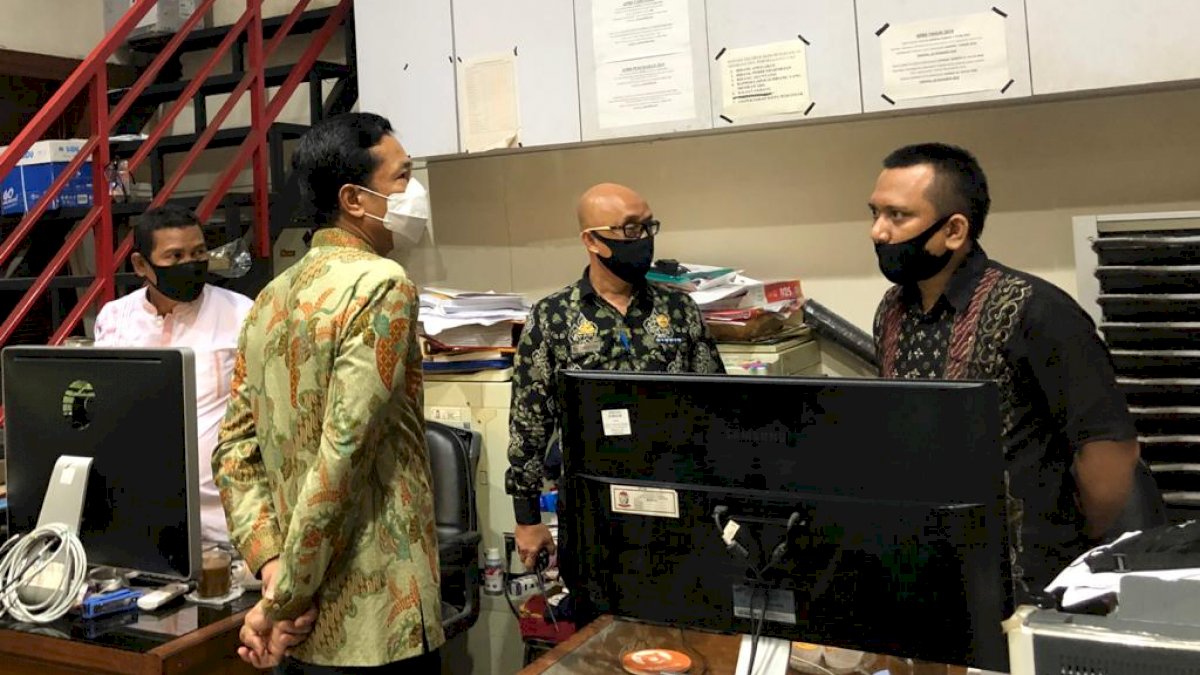 Sidak di Balai Kota, Rudy Tekankan Estetika dan Kedisiplinan Pegawai