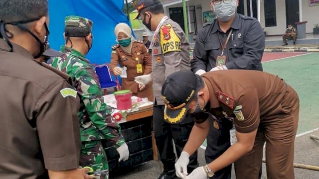 istimewa