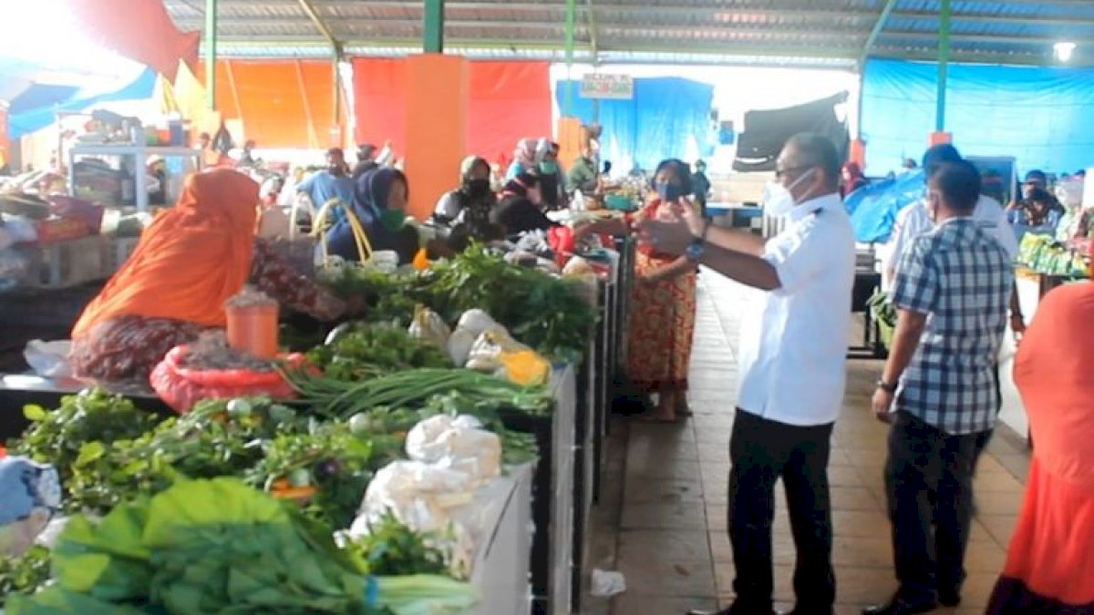 Tim Terpadu Pastikan Pasar di Parepare Terapkan Protokol Kesehatan