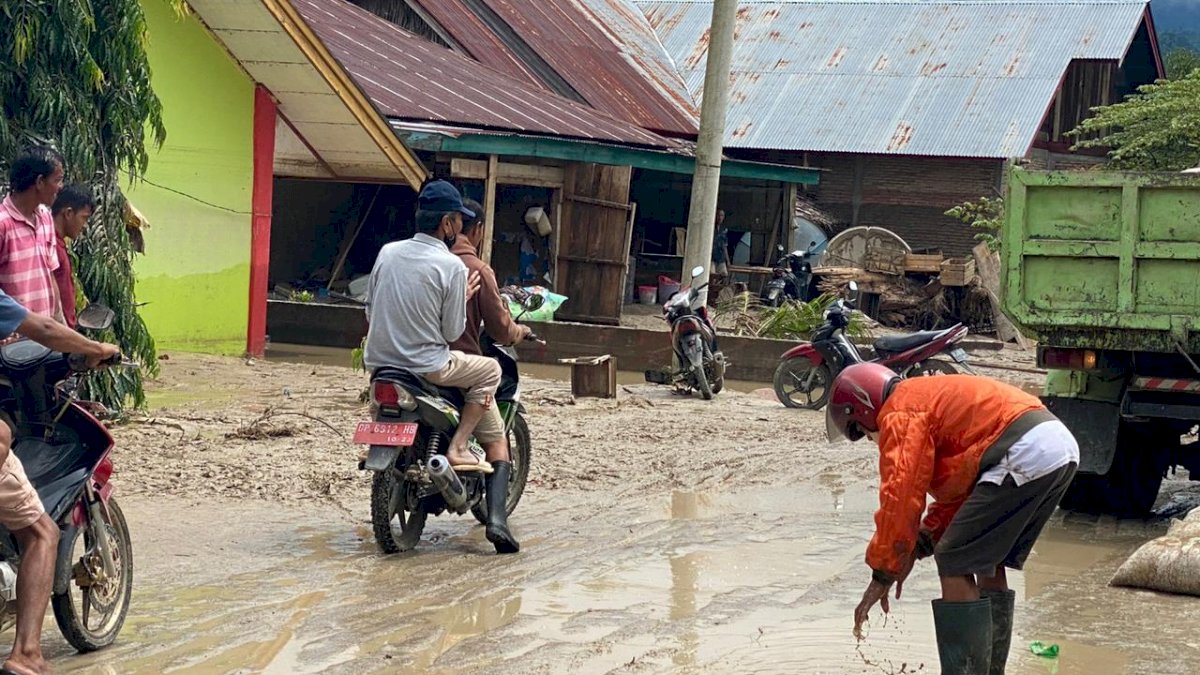 Banjir Bandang Masamba, Thahar Minta Warga Tabah