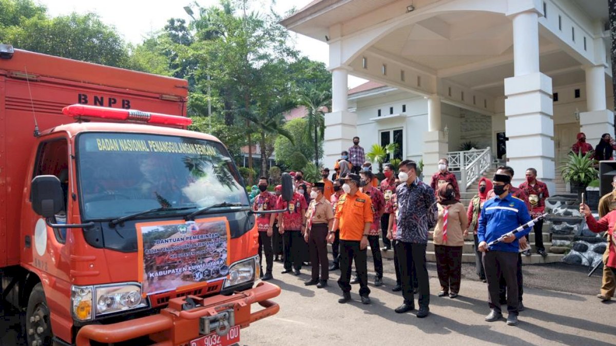 Pemkab Gowa Kirim Empat Truk Bantuan ke Lutra