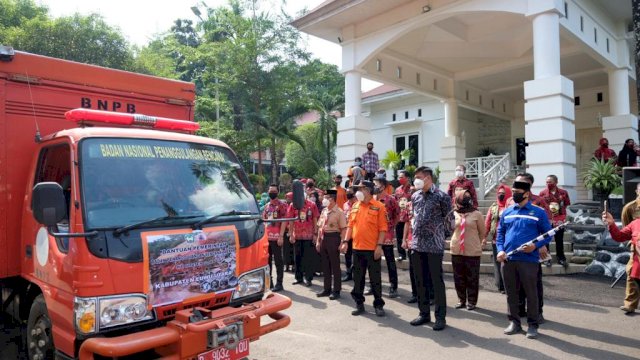 istimewa