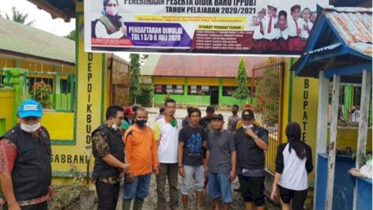 Kadisdik Sulsel Tinjau Sekolah di Lutra yang Terkena Banjir