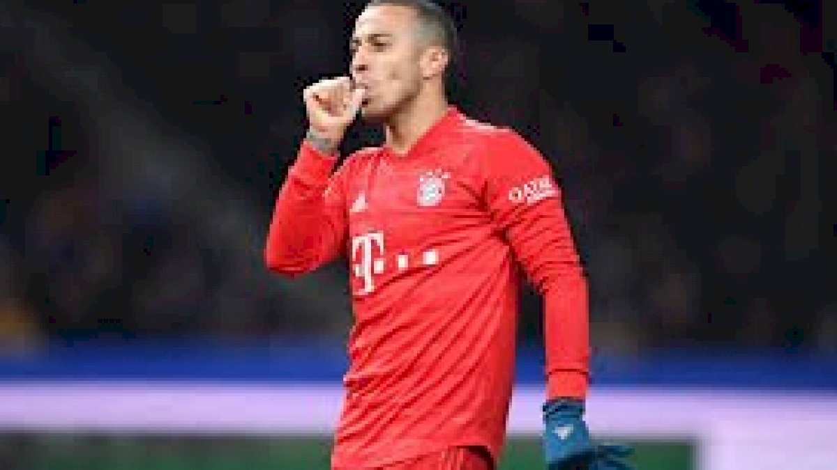 Thiago Alcantra Bakal Berseragam Liverpool