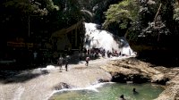 Nikmati Libur Panjang, Wisata Air Terjun Bantimurung Dipadati Pengunjung