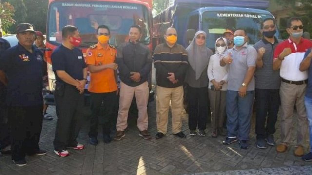 Tim Pemkab Jeneponto untuk bantuan bencana Luwu Utara. (ist)