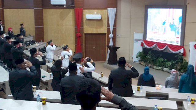 Wali Kota Taufan Pawe bersama seluruh kepala OPD Pemkot Parepare ikuti Upacara Detik-Detik Proklamasi HUT RI ke-75 secara virtual. (ist)