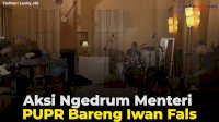 VIDEO: Aksi Ngedrum Menteri PUPR Bareng Iwan Fals