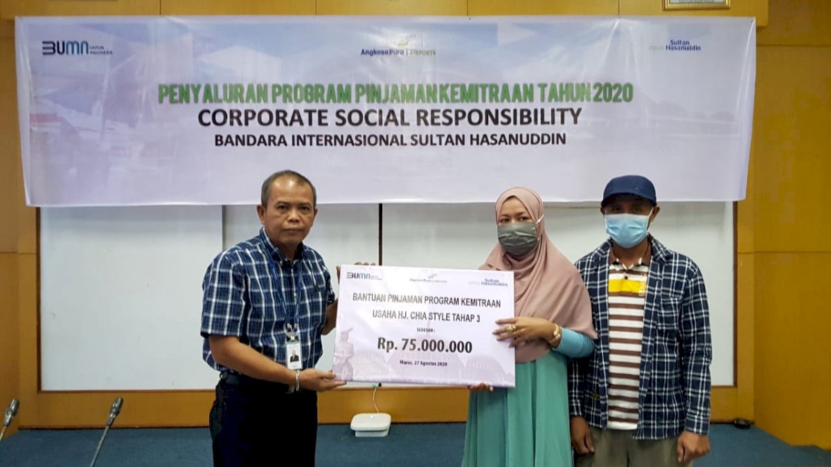 Angkasa Pura I Berikan Pinjaman Bantuan ke 12 Mitra UMKM di Maros dan Makassar