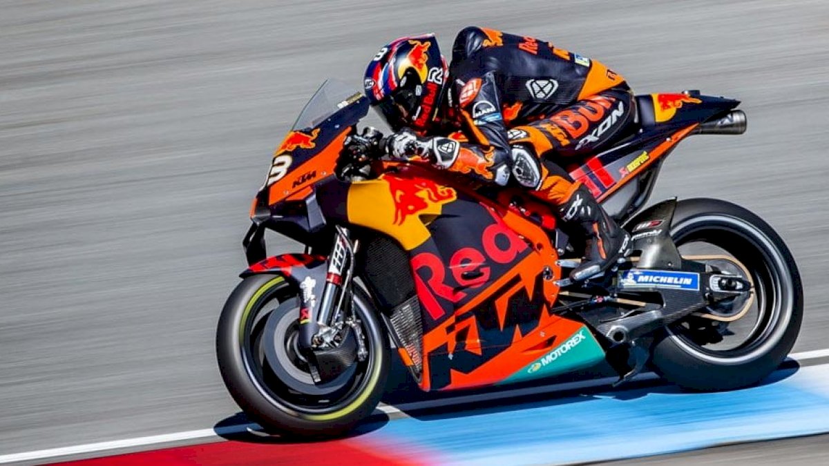 Sensasional! Brad Binder Juara MotoGP Ceko 2020