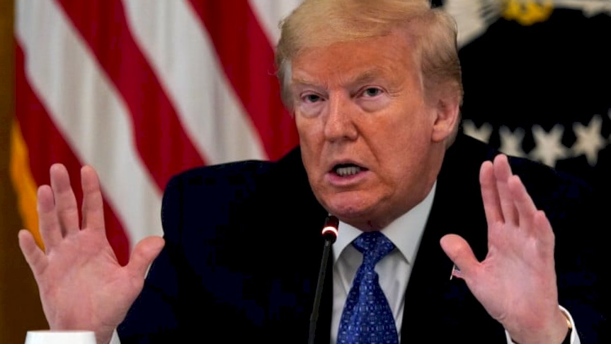 Sebut Jadi Alat Mata-mata China, Trump Resmi Larang TikTok di AS