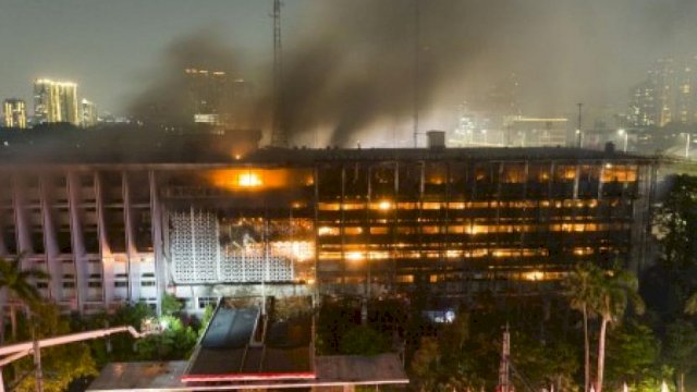 Gedung Kejagung terbakar. (int)