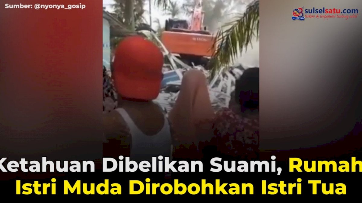VIDEO: Ketahuan Dibelikan Suami, Rumah Istri Muda Dirobohkan Istri Tua