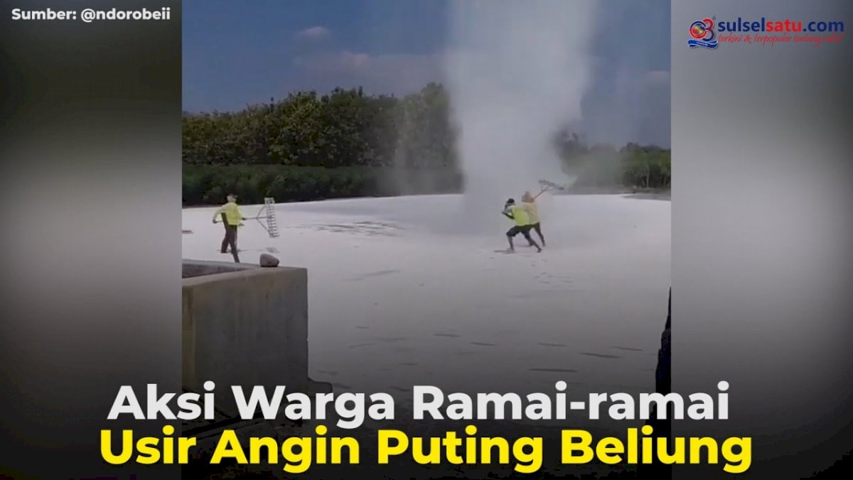 VIDEO: Aksi Warga Ramai-ramai Usir Angin Puting Beliung