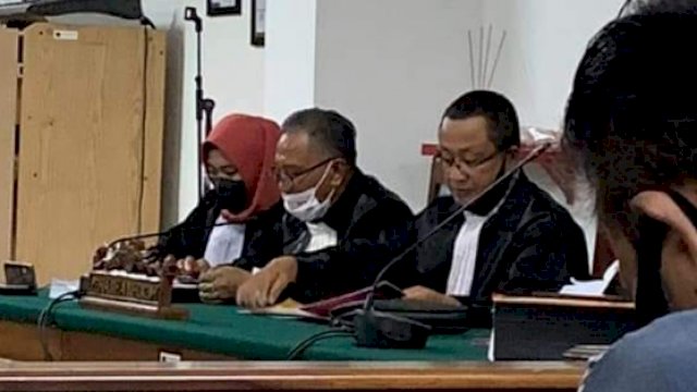 istimewa