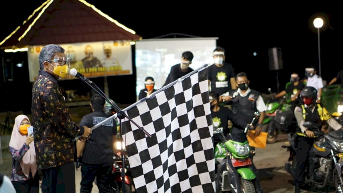 Taufan Pawe Apresiasi Apel Gerakan 1.000 Face Shield Kecamatan Ujung