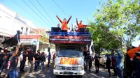 Mobil Parade Juara PSM, Kini Full Branding Danny-Fatma